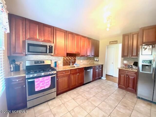 689 Hill Road, Toms River, NJ 08753