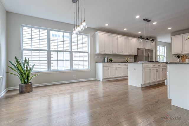 8095 Boulder Court, Long Grove, IL 60047