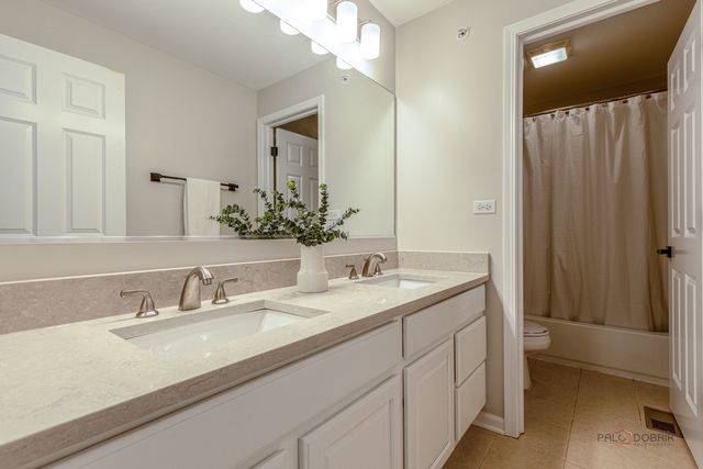 8095 Boulder Court, Long Grove, IL 60047
