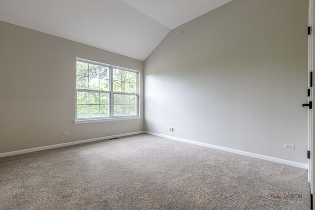 8095 Boulder Court, Long Grove, IL 60047