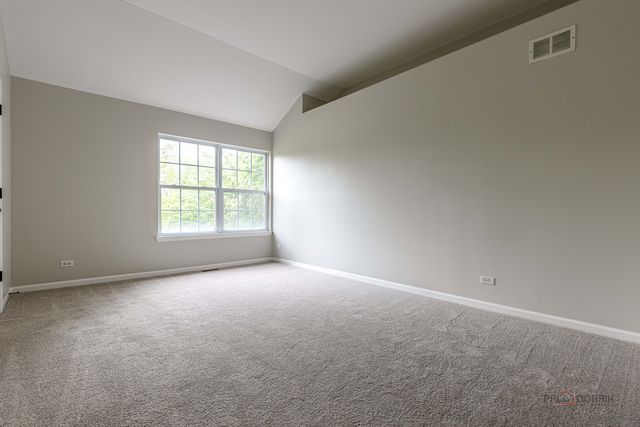 8095 Boulder Court, Long Grove, IL 60047