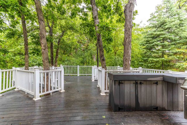 8095 Boulder Court, Long Grove, IL 60047