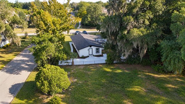 334 W BERESFORD ROAD, Deland, FL 32720
