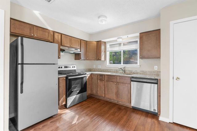 2408 La Casa DR, Austin, TX 78704