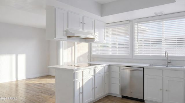 1732 E BAKER Drive, Tempe, AZ 85282