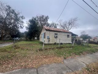 37420 TAIT AVENUE, Dade City, FL 33523