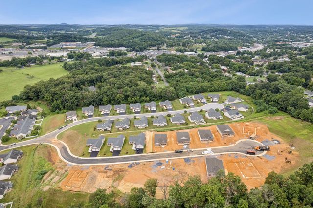 15 RIVER OAK DR, Staunton, VA 24401