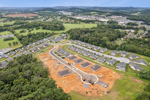 15 RIVER OAK DR, Staunton, VA 24401