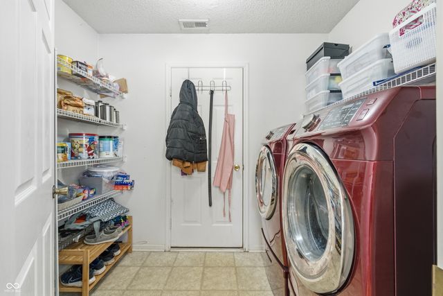 8602 Belle Union Drive, Camby, IN 46113