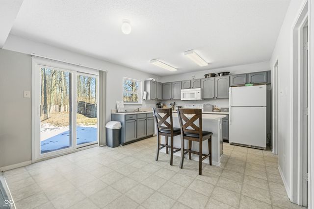 8602 Belle Union Drive, Camby, IN 46113