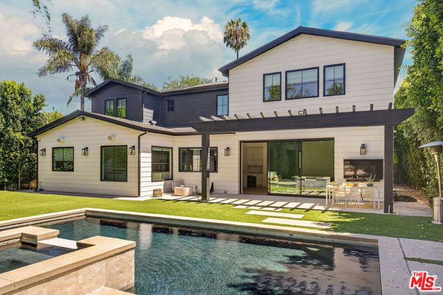 14713 Huston Street, Los Angeles, CA 91403