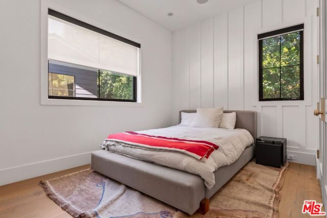 14713 Huston Street, Los Angeles, CA 91403