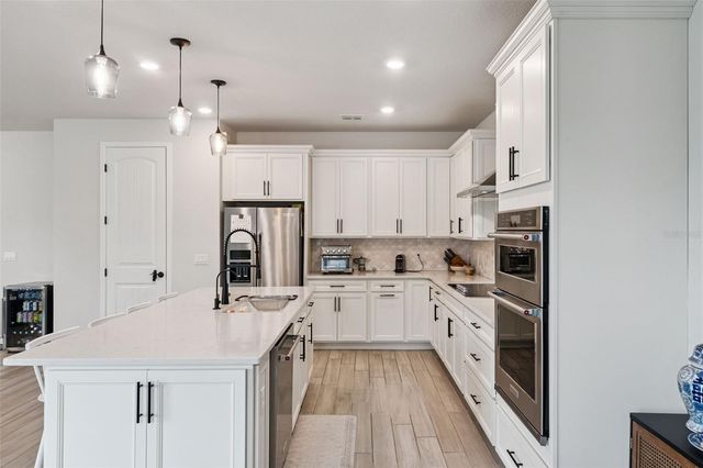 5664 OAK KNOLL DRIVE, St Cloud, FL 34771