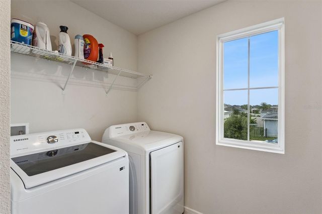 5664 OAK KNOLL DRIVE, St Cloud, FL 34771