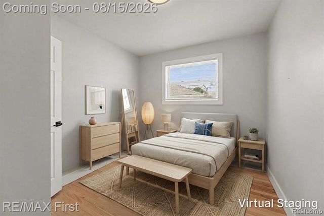 21643 Visnaw Street, Saint Clair Shores, MI 48081
