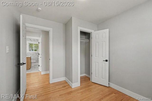 21643 Visnaw Street, Saint Clair Shores, MI 48081