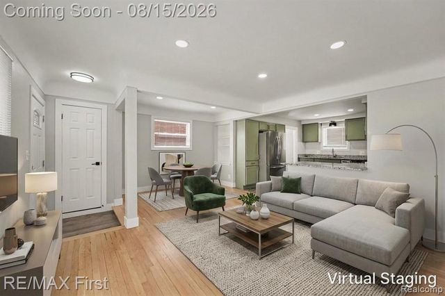 21643 Visnaw Street, Saint Clair Shores, MI 48081