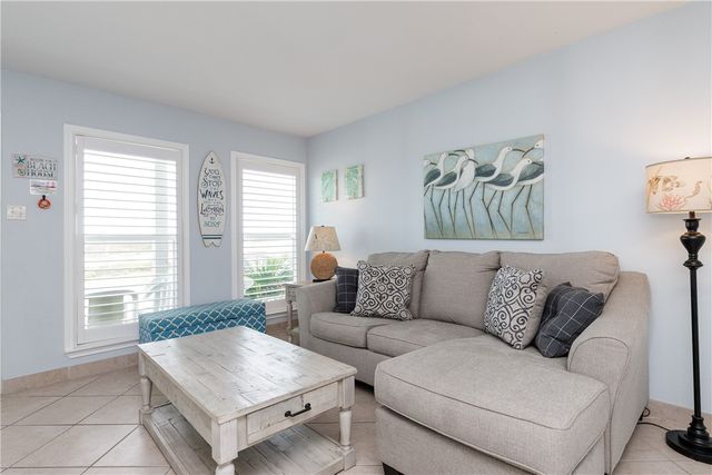 14802 Windward Dr 117, Corpus Christi, TX 78418