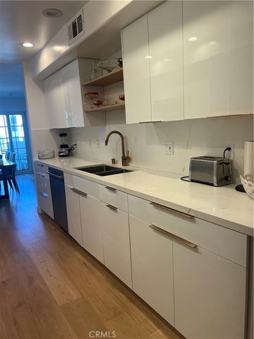 1817 Selby Ave 205, Los Angeles, CA 90025