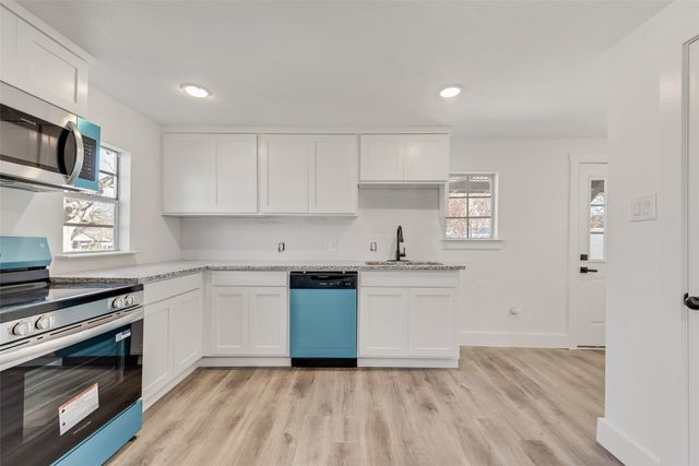 303 W Broad Street, Mansfield, TX 76063