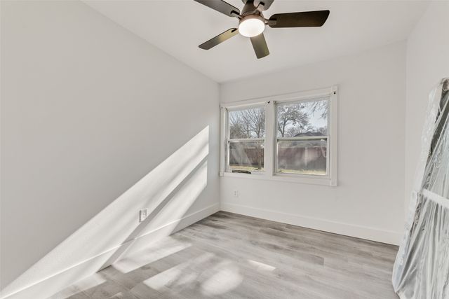 303 W Broad Street, Mansfield, TX 76063