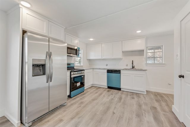 303 W Broad Street, Mansfield, TX 76063