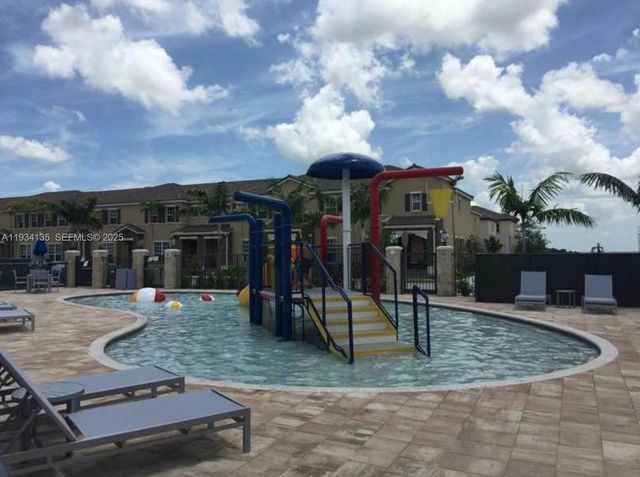 17083 SW 96 St Studio, Miami, FL 33196