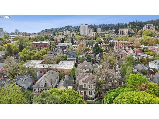 2234 Nw JOHNSON St, Portland, OR 97210