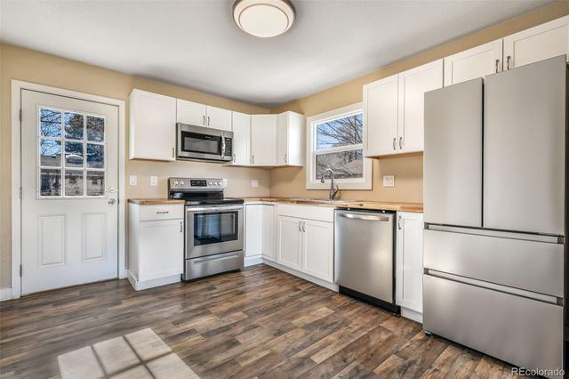 1051 Montrose Avenue, Colorado Springs, CO 80905