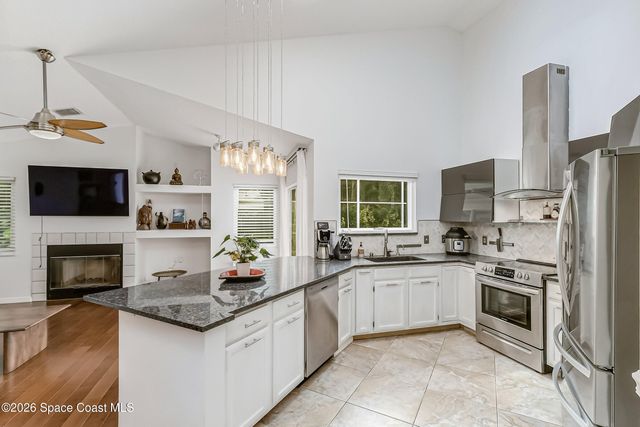 1934 Glen Meadows Circle, Melbourne, FL 32935