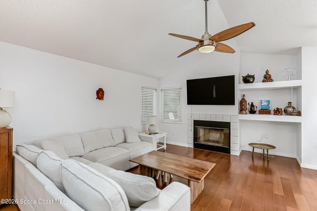 1934 Glen Meadows Circle, Melbourne, FL 32935