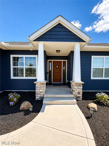8552 State Route 305, Garrettsville, OH 44231