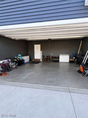 8552 State Route 305, Garrettsville, OH 44231