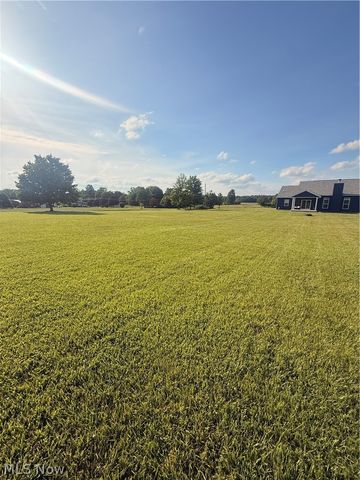 8552 State Route 305, Garrettsville, OH 44231