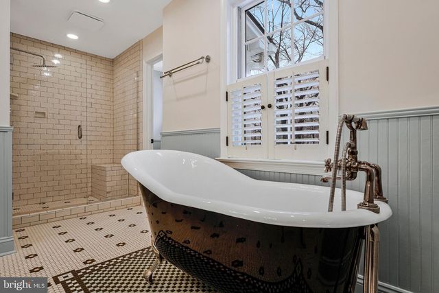 6800 JEREMIAH CT, Fairfax Station, VA 22039