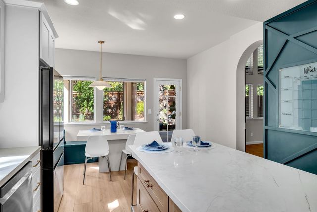 108 Sedgeford Ct, Folsom, CA 95630