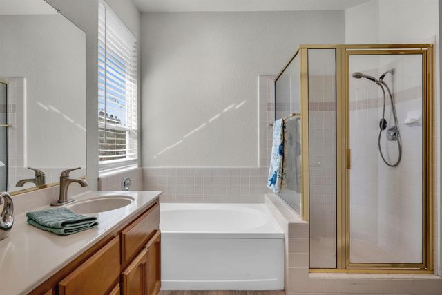 108 Sedgeford Ct, Folsom, CA 95630