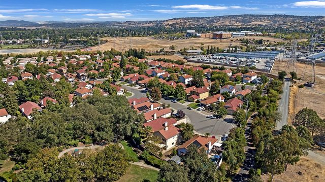 108 Sedgeford Ct, Folsom, CA 95630