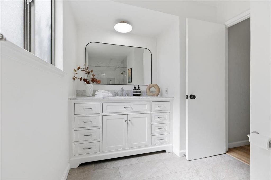 Image 18 of property listing at 764 Bain Place, Redwood City, CA 94062