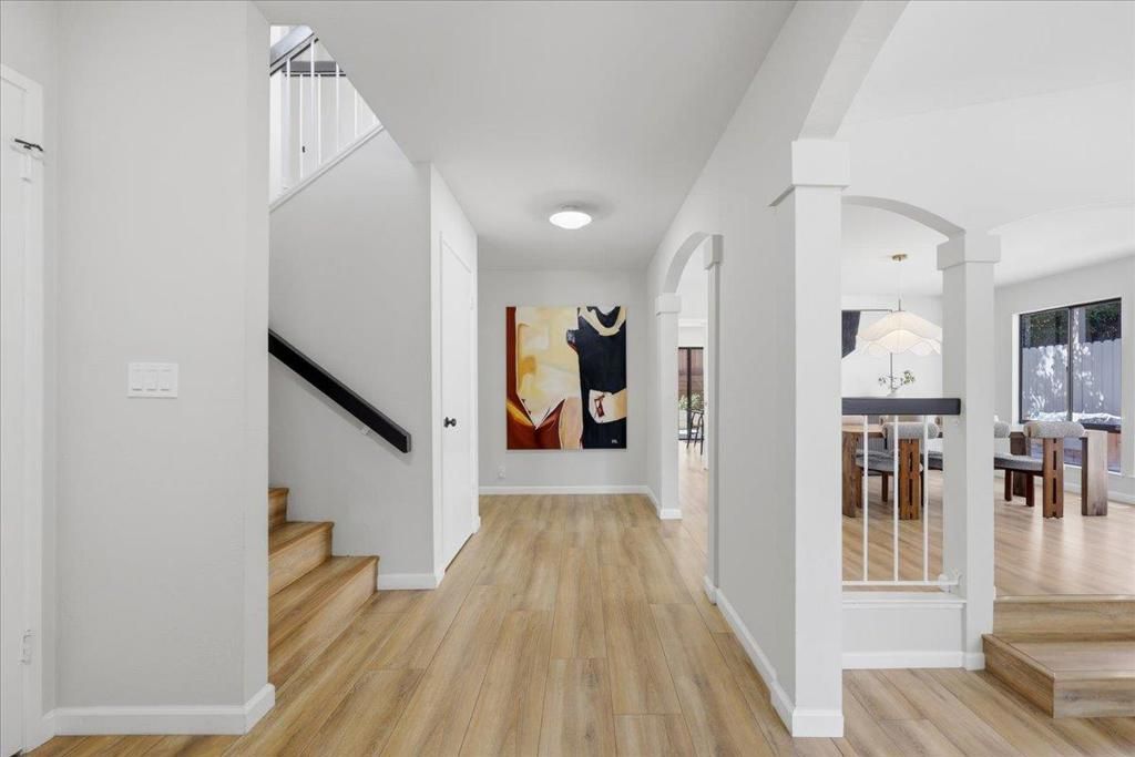 Image 5 of property listing at 764 Bain Place, Redwood City, CA 94062