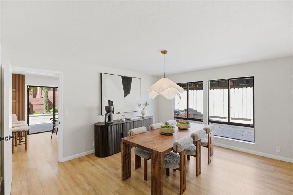 Image 9 of property listing at 764 Bain Place, Redwood City, CA 94062