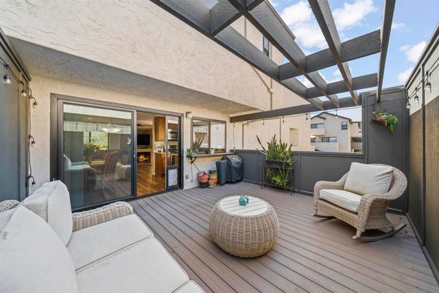 6626 Canyon Rim Row 91, San Diego, CA 92111