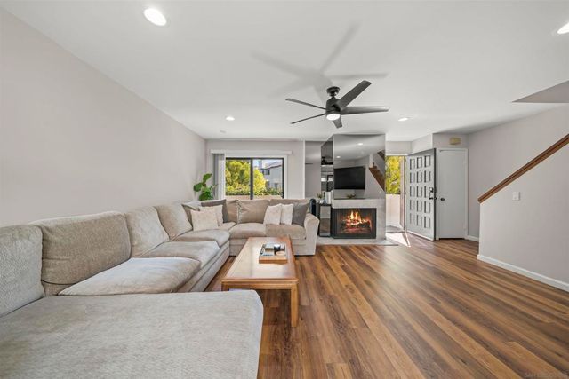 6626 Canyon Rim Row 91, San Diego, CA 92111