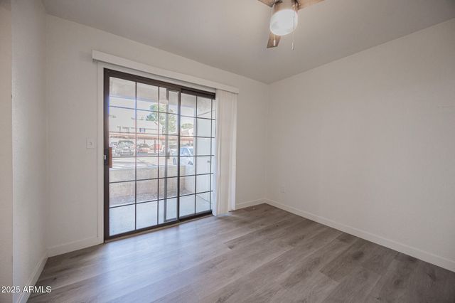 3131 W COCHISE Drive 129, Phoenix, AZ 85051