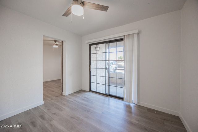 3131 W COCHISE Drive 129, Phoenix, AZ 85051