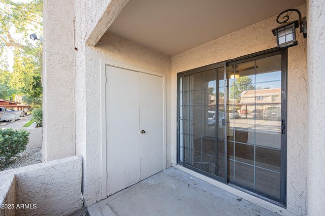 3131 W COCHISE Drive 129, Phoenix, AZ 85051