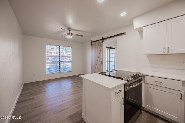 3131 W COCHISE Drive 129, Phoenix, AZ 85051