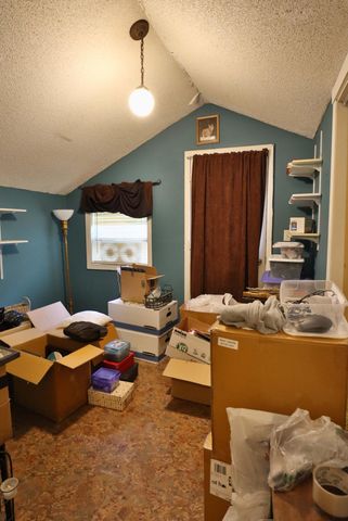 220 E Berkeley Street, Springfield, MO 65807