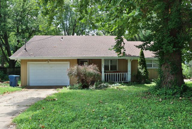 220 E Berkeley Street, Springfield, MO 65807