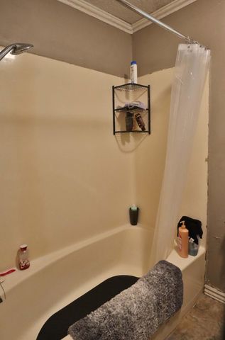 220 E Berkeley Street, Springfield, MO 65807